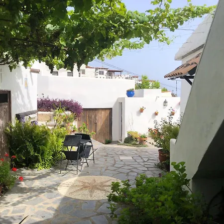 Casa Lucia Genovés